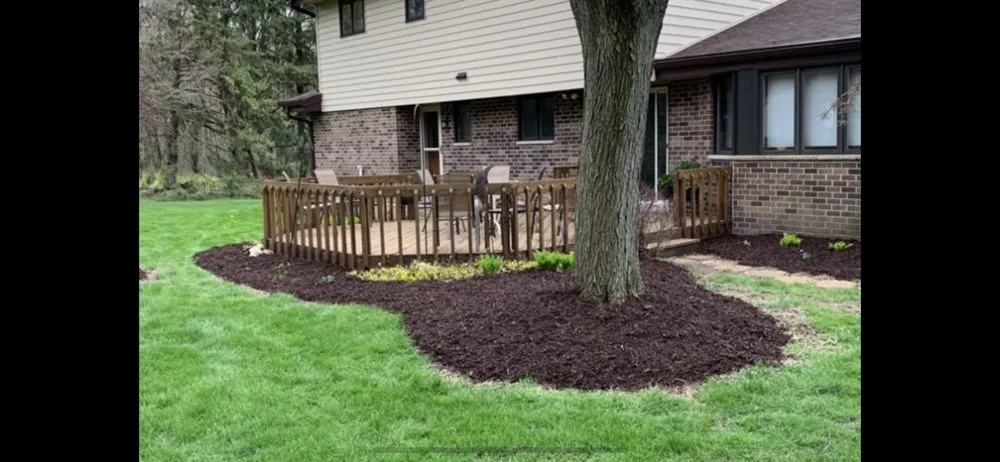 Custom residential landscaping in Milwaukee, WI - Pops Landscape