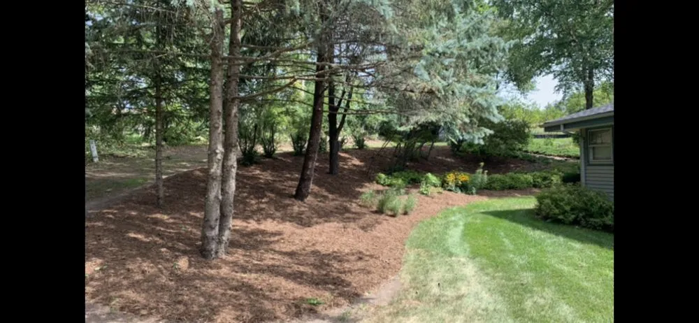 Expert landscape installation experts serving Milwaukee, WI - Pops Landscape