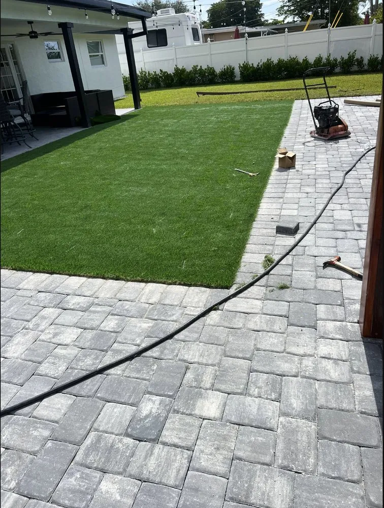 Professional residential landscaping in Lake Worth, FL - POPS Landscaping