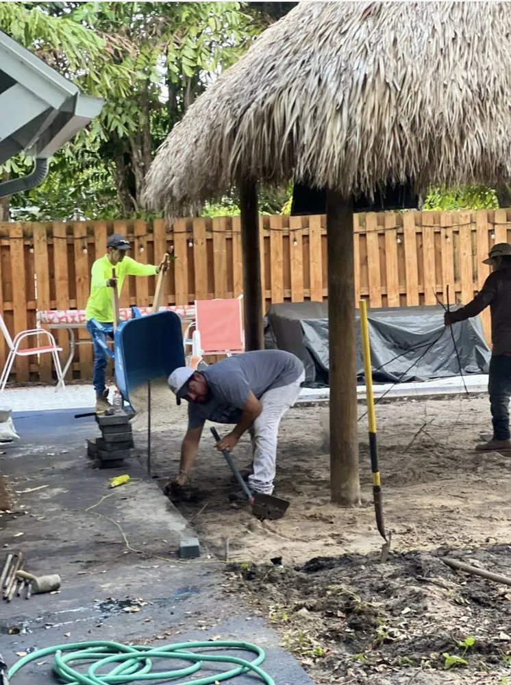 Custom yard maintenance in Lake Worth, FL - POPS Landscaping