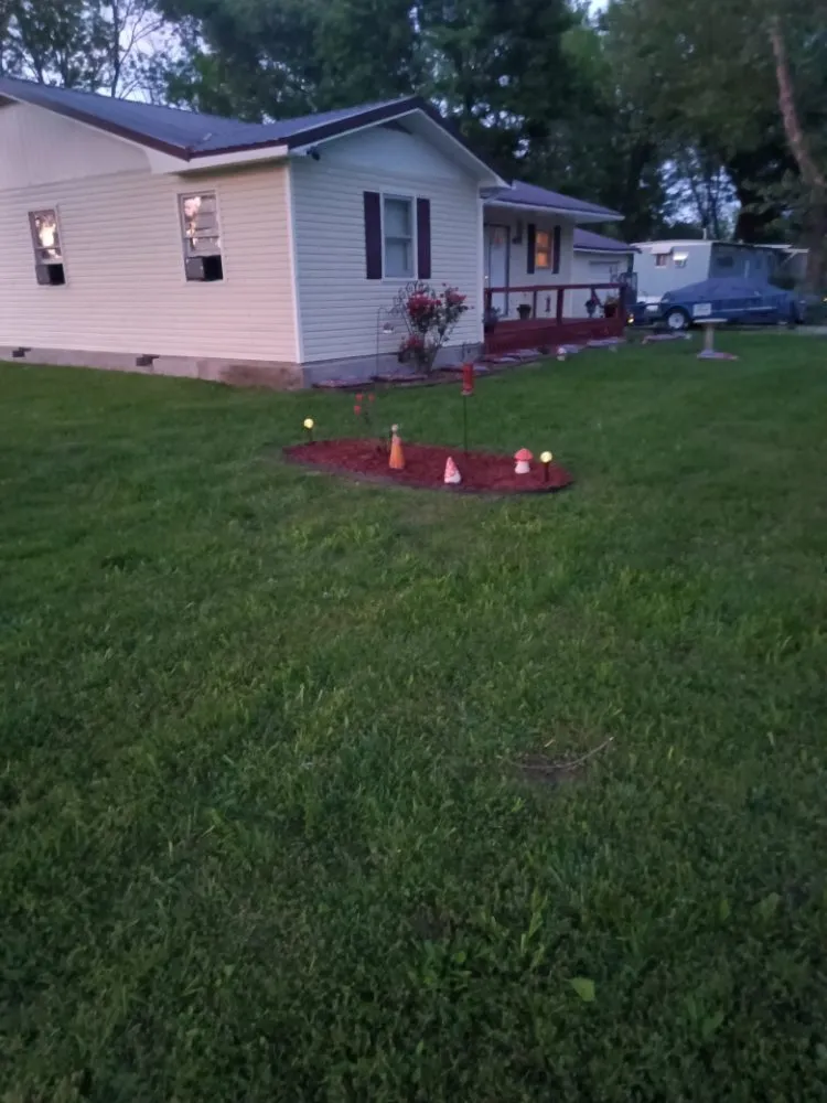 Affordable lawn care service for homes in Jasper, MO by Pop's Lawn Care
