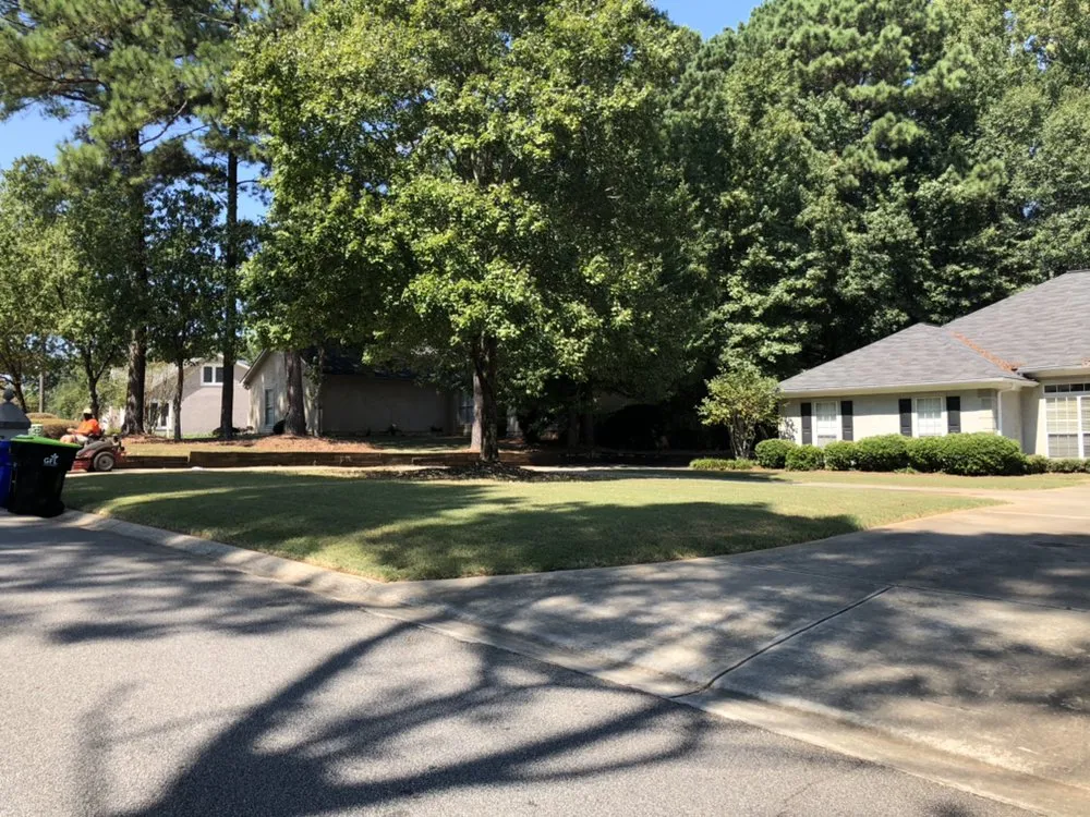 Reliable lawn care service experts serving Newnan, GA - Porch View Lawn Care