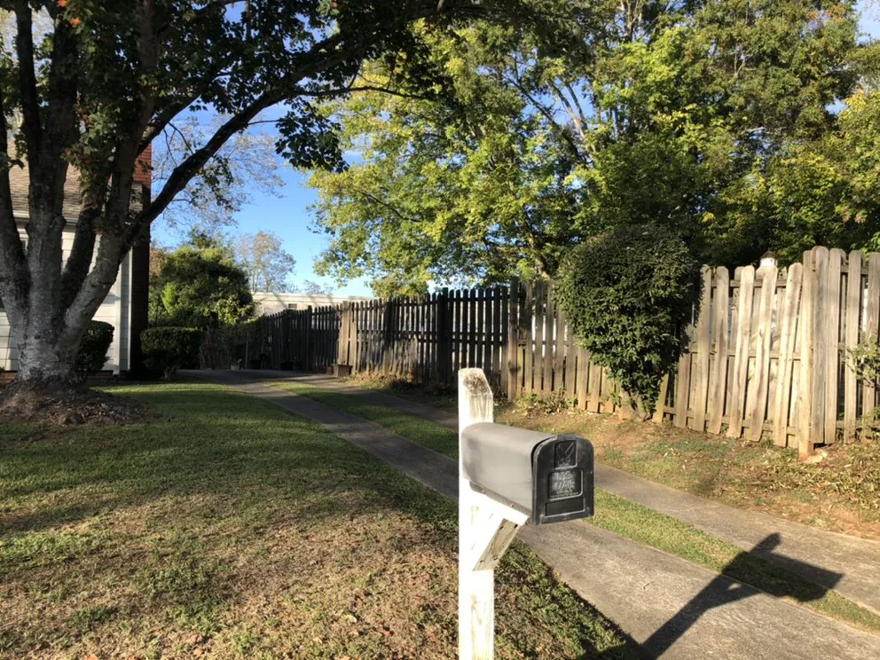 Top-rated yard maintenance for year-round maintenance in Newnan, GA by Porch View Lawn Care