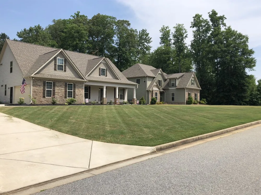 Custom outdoor landscaping in Newnan, GA by Porch View Lawn Care