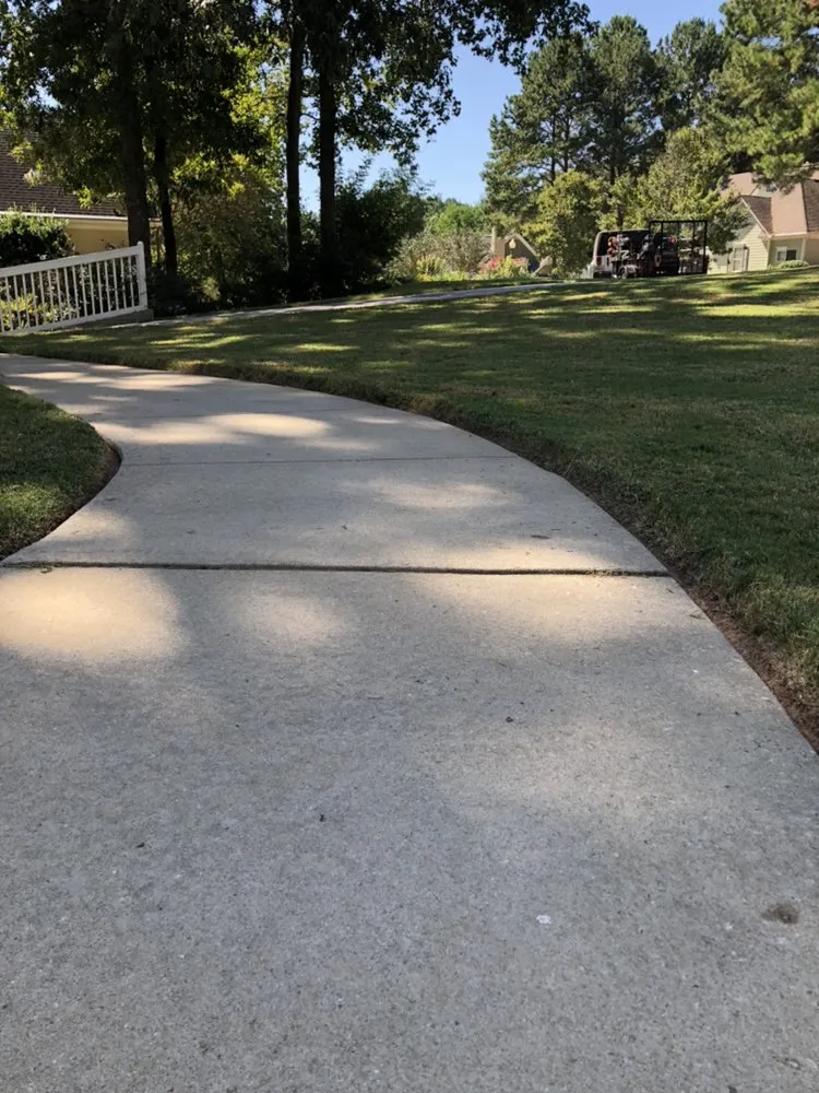 Trusted landscaping services in Newnan, GA - Porch View Lawn Care