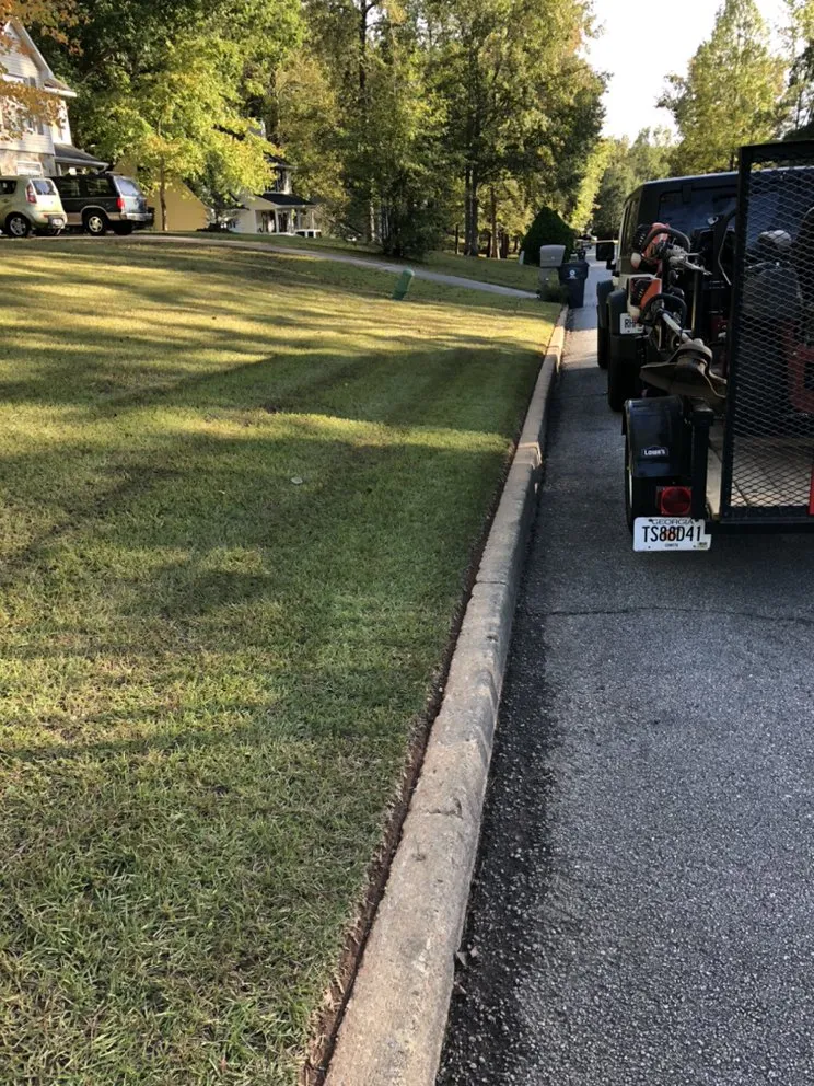 Top-rated yard maintenance for residential properties in Newnan, GA by Porch View Lawn Care