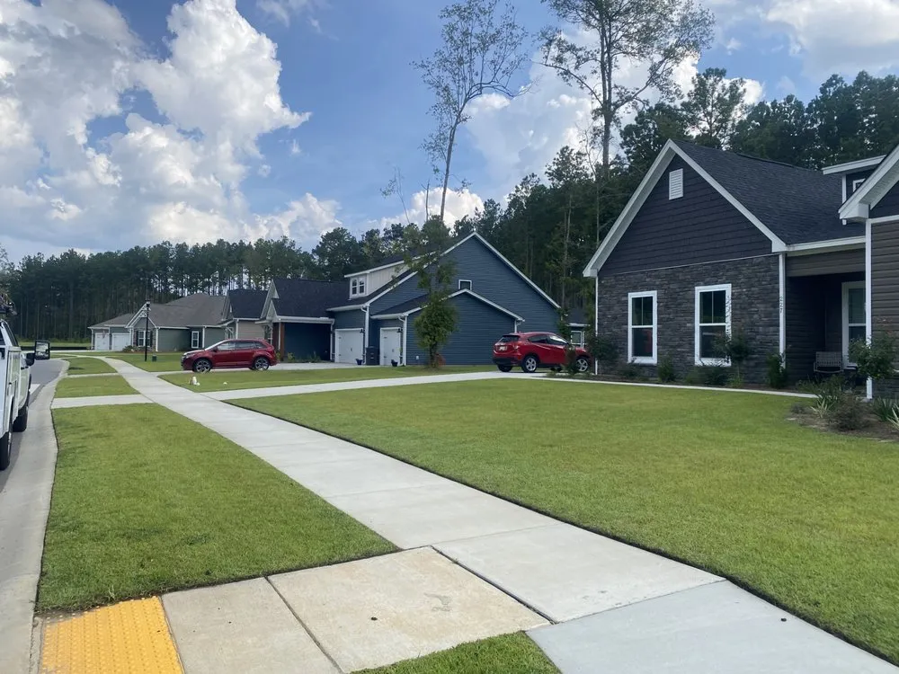 Custom lawn mowing service in Walterboro, SC - Port City Landscaping