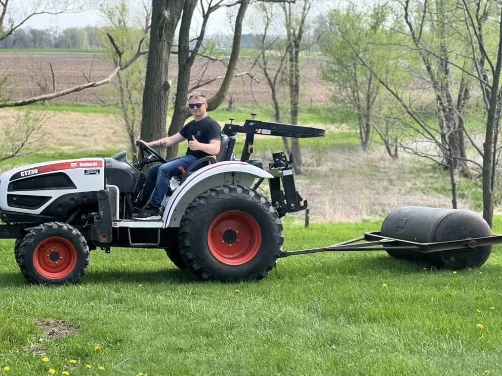 Professional yard cleanup service experts serving Sterling, IL - Porter Prestige Lawn Care