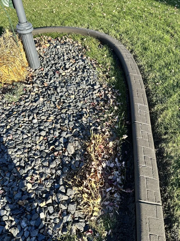 Trusted landscaping services experts serving Menomonee Falls, WI - Porter's Borders