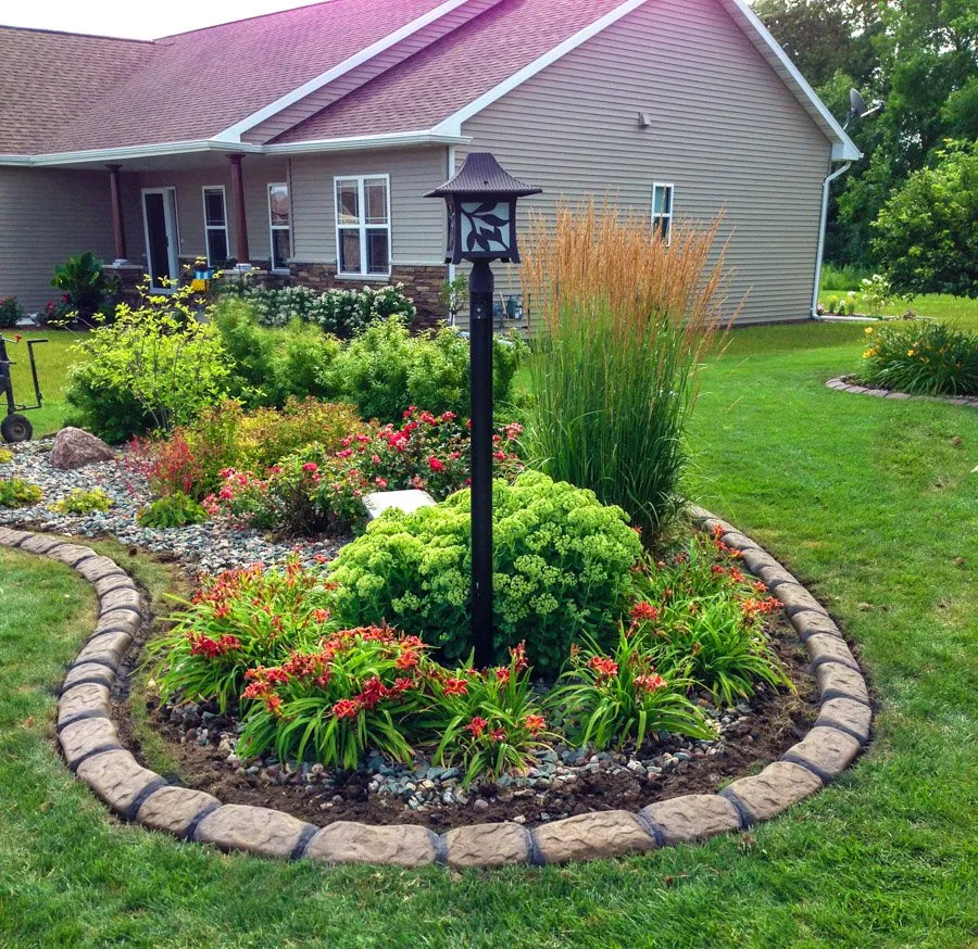 Trusted yard cleanup service with custom design across Menomonee Falls, WI - Porter's Borders