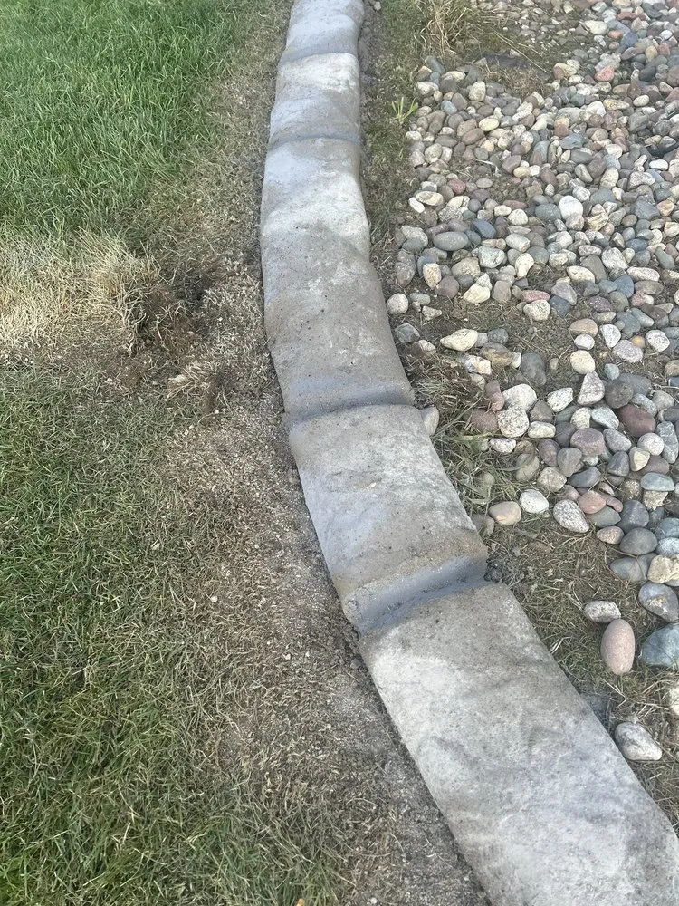 Professional yard maintenance near you across Menomonee Falls, WI - Porter's Borders