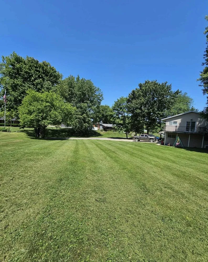 Reliable yard maintenance in Portsmouth, OH - Porter’s Lawn Care & Landscaping