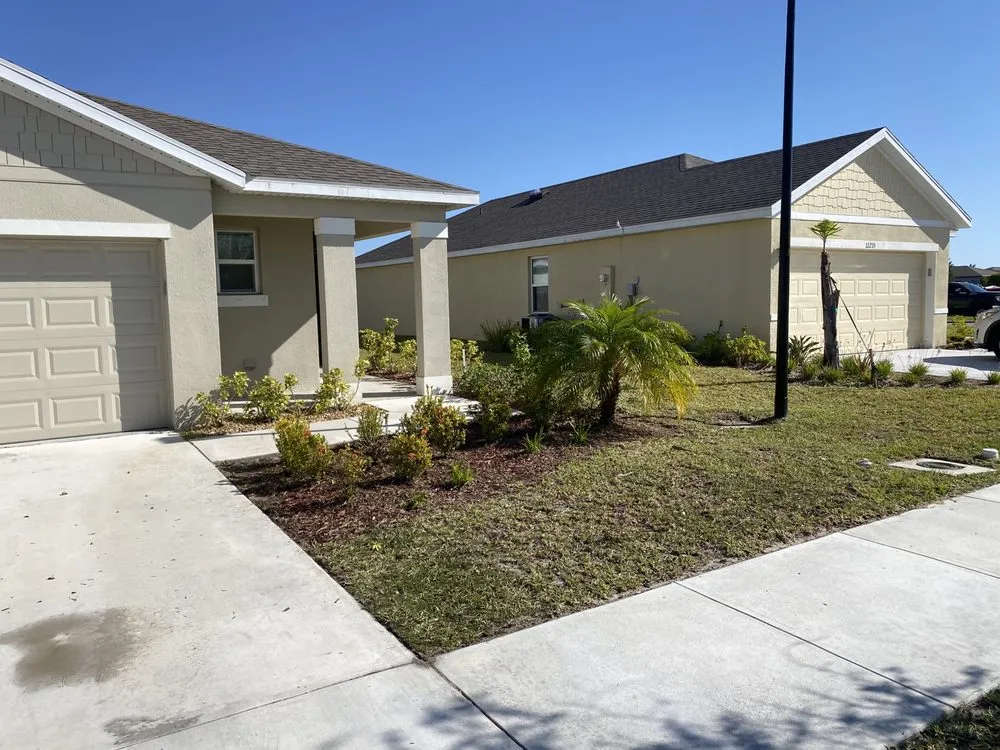 Professional yard maintenance in Port St. Lucie, FL - Portes & Sons