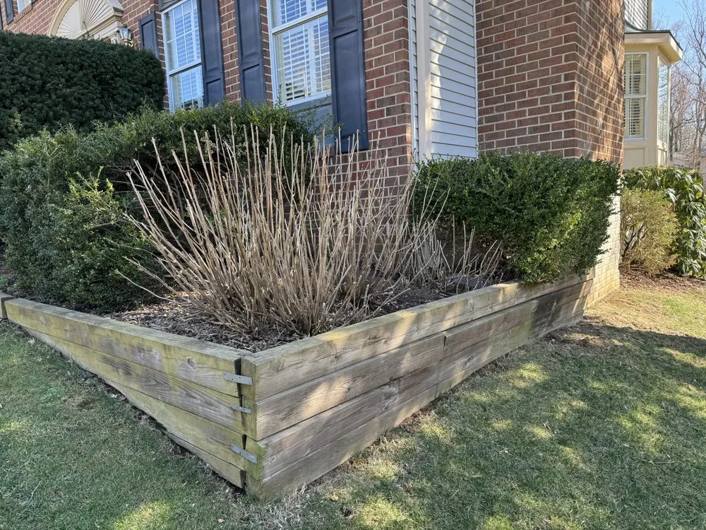 Expert lawn mowing service in Herndon, VA - Portillo Landscape