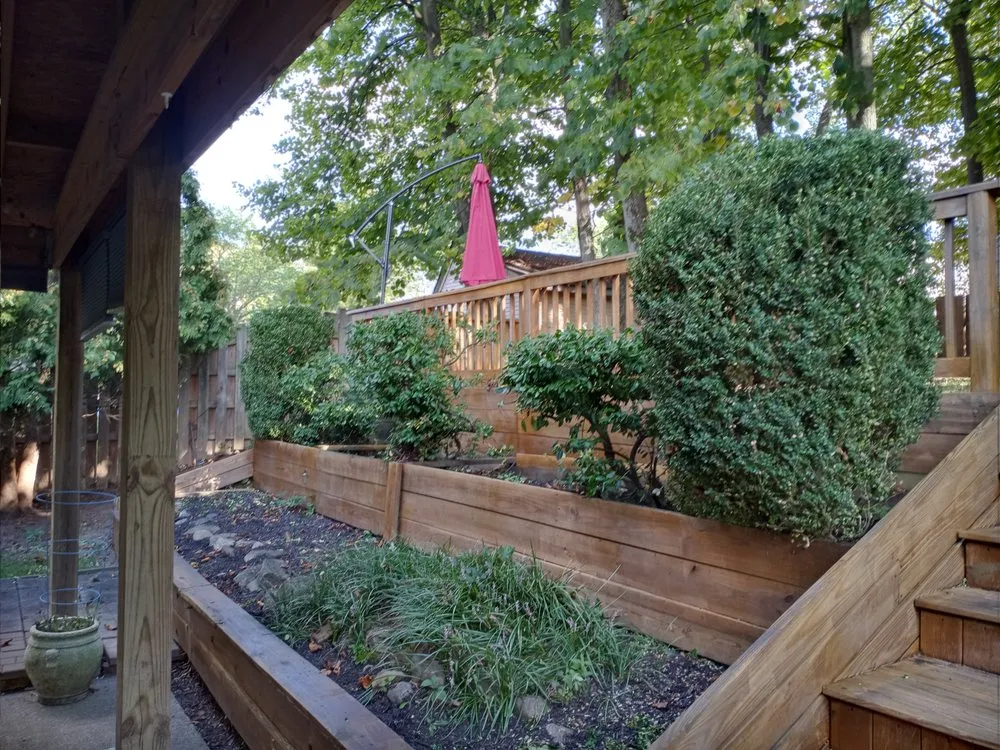 Professional yard maintenance near you in Bedford, OH by Positive Imagery