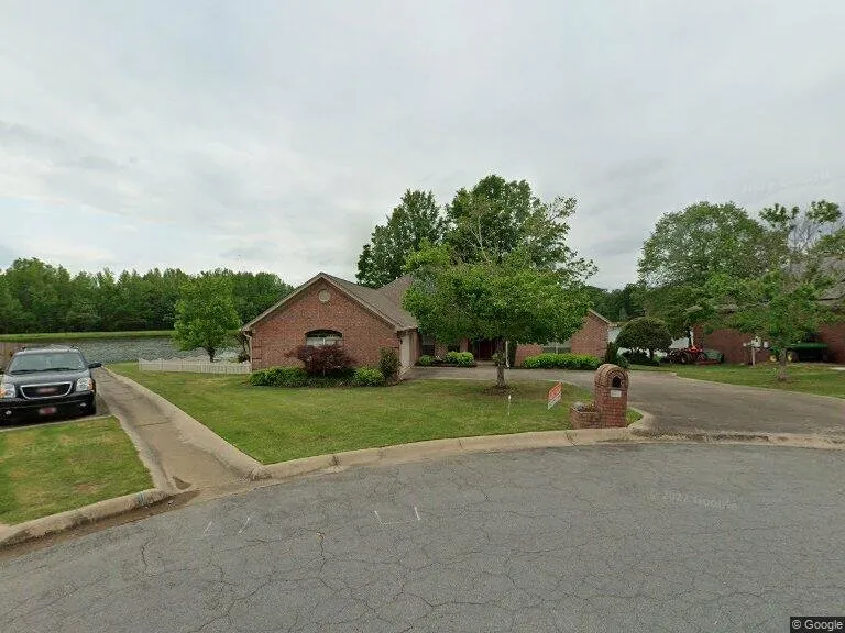 Professional garden landscaping in North Little Rock, AR by Positive Results Lawn Services