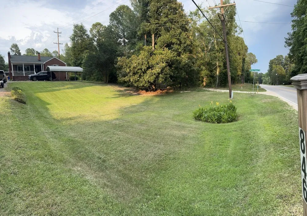 Professional lawn mowing service experts serving Aiken, SC - Postons Landscaping & More