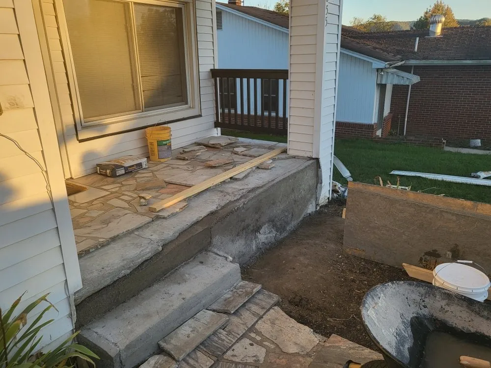 Professional landscape design experts serving Austinville, VA - Postons Mowing and More