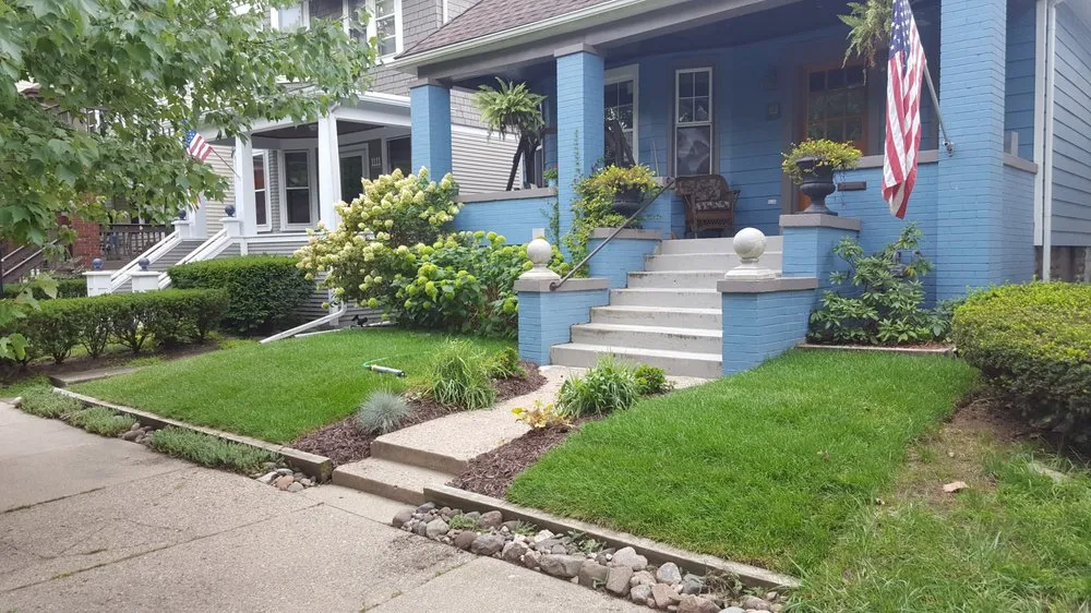 Affordable outdoor landscaping experts serving Ferndale, MI - Potager Garden Design