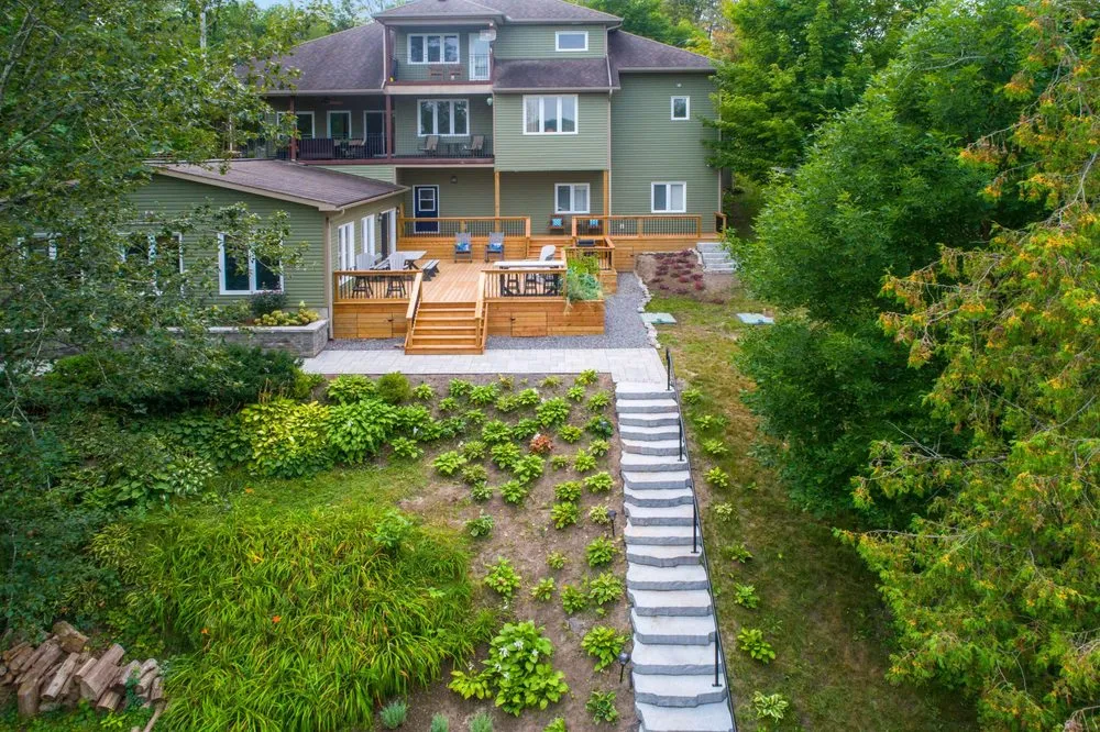 Top-rated garden landscaping experts serving Potomac, MD - Potomac Landscapers