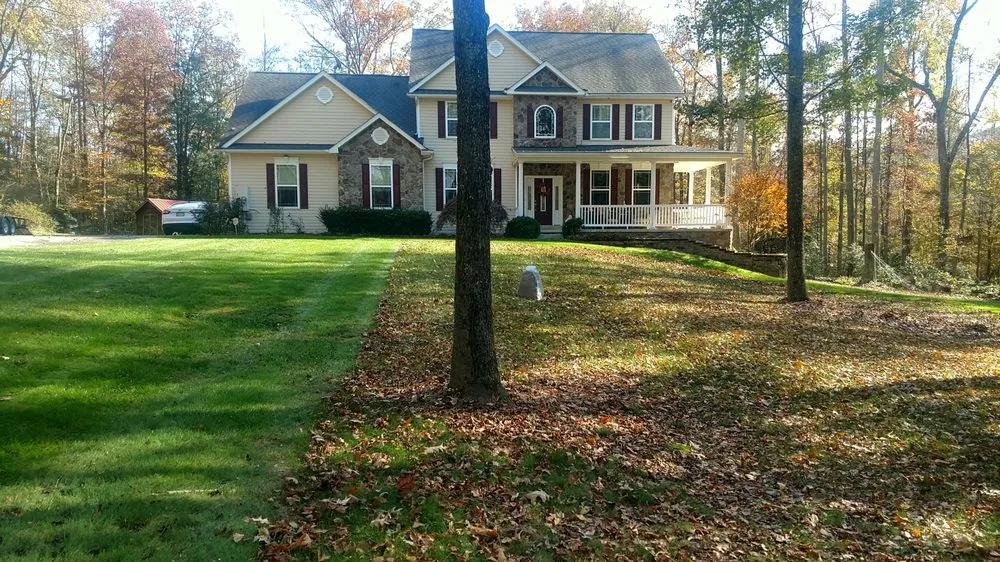 Trusted lawn care service in La Plata, MD - Potomac Lawns