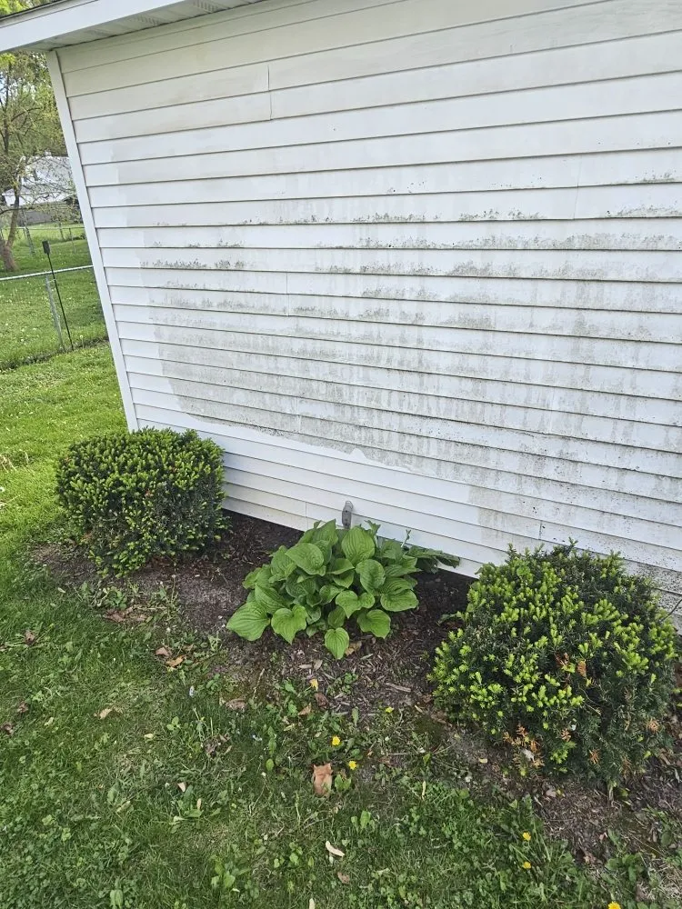 Professional residential landscaping experts serving DeKalb, IL - Potters Ground Control