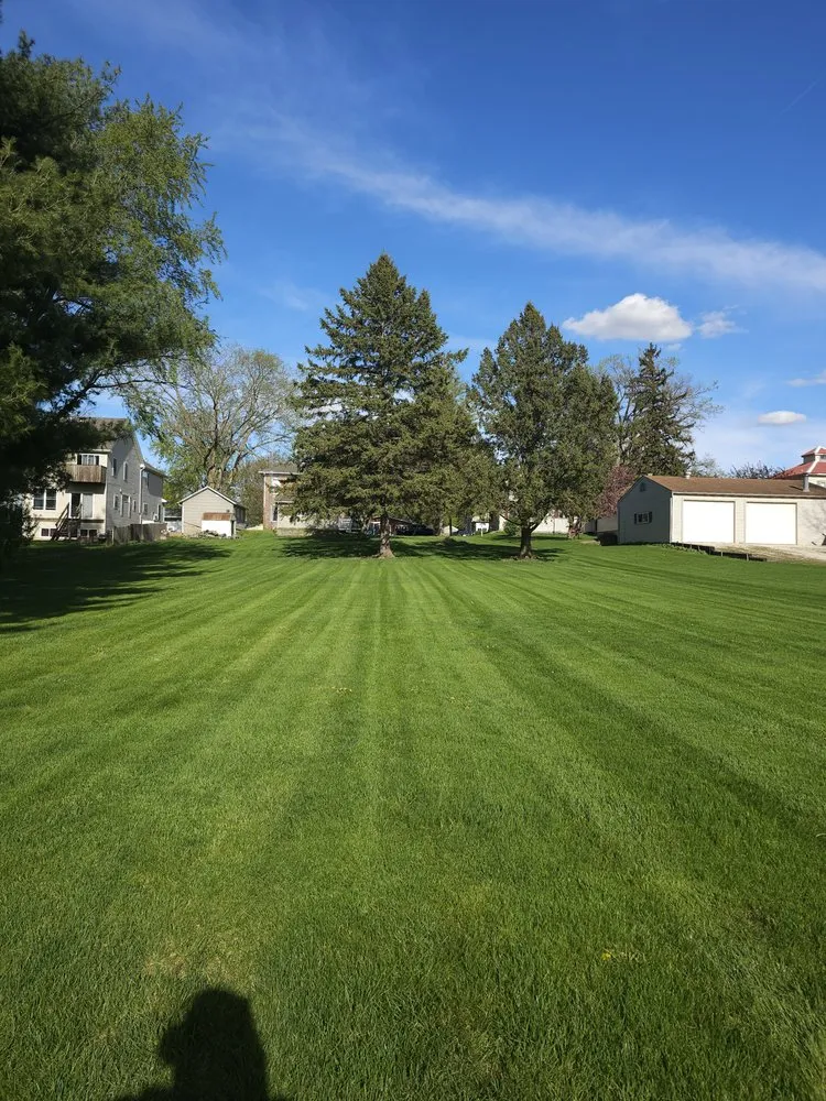 Trusted landscape design experts serving DeKalb, IL - Potters Ground Control