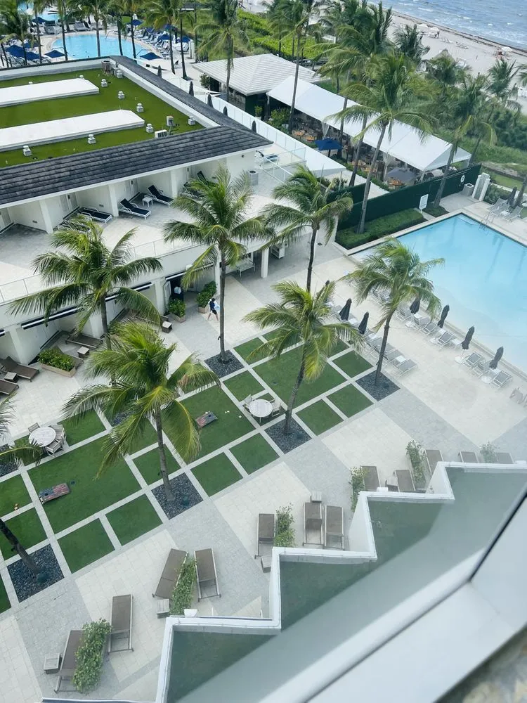 Top-rated garden landscaping for homes across Pompano Beach, FL - Potter's Lawn & Landscaping