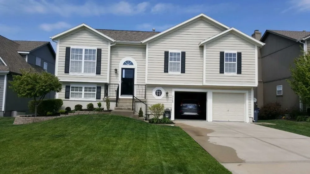 Affordable residential landscaping experts serving Olathe, KS - Potter's Touch Landscaping