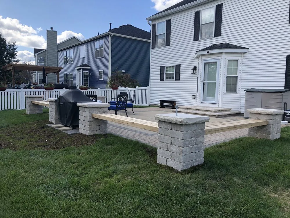 Top-rated outdoor landscaping in Long Grove, IL - Poul's Landscaping & Nursery