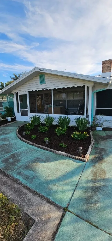 Trusted yard cleanup service experts serving Deltona, FL - Powell Environmental Services