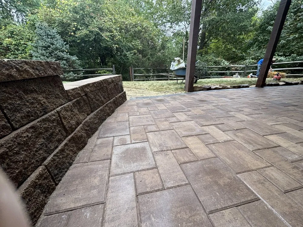 Expert landscaping services in Oxford, OH by Powell’s Landshaping