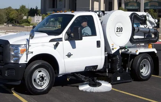 Reliable landscaping services for residential properties in Texarkana, TX by Power Clean of Texarkana