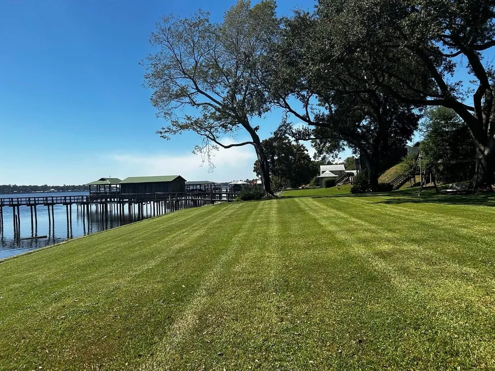 Reliable residential landscaping for year-round maintenance across Livonia, LA - Power Cuts Lawn Care