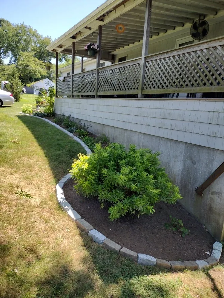 Expert landscaping services experts serving New London, CT - Power Pros