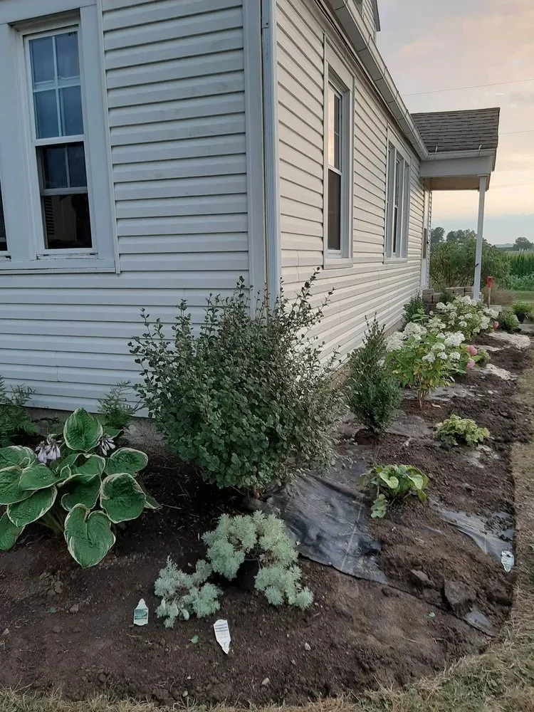 Local lawn care service near you in Lexington, OH by Power Scape Property Maintenance