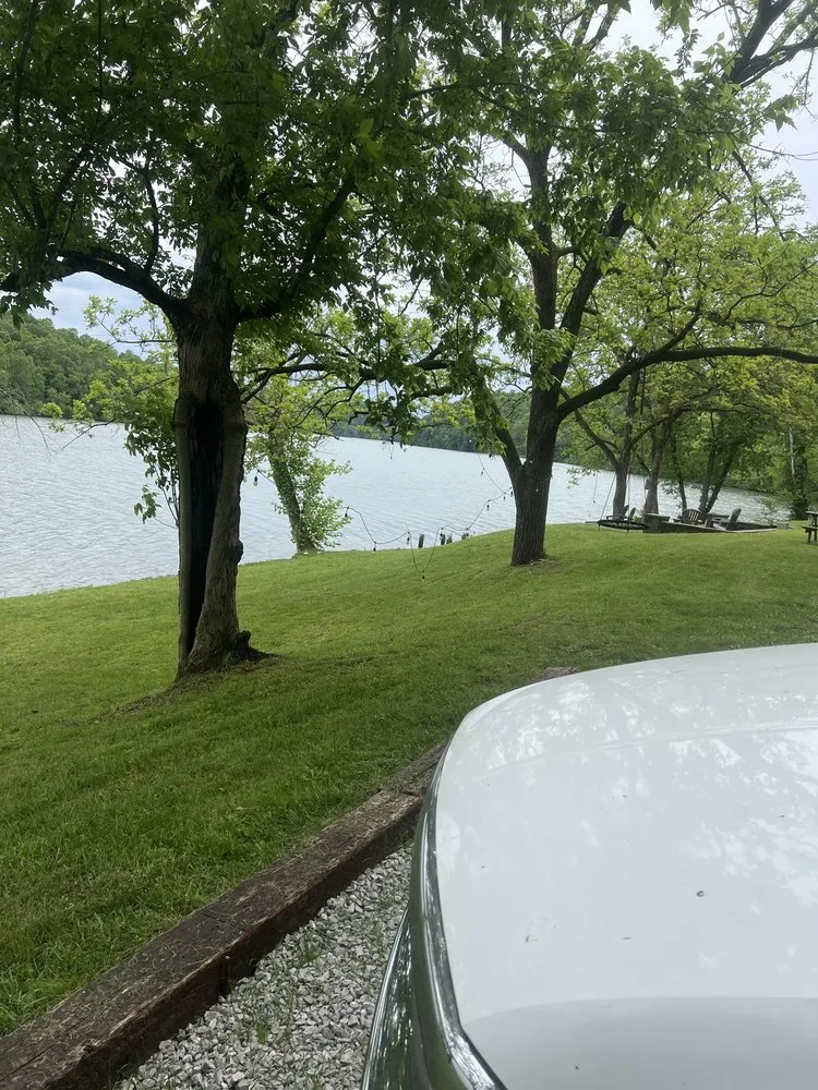 Custom landscape design experts serving Oak Ridge, TN - Power T Outdoor Services