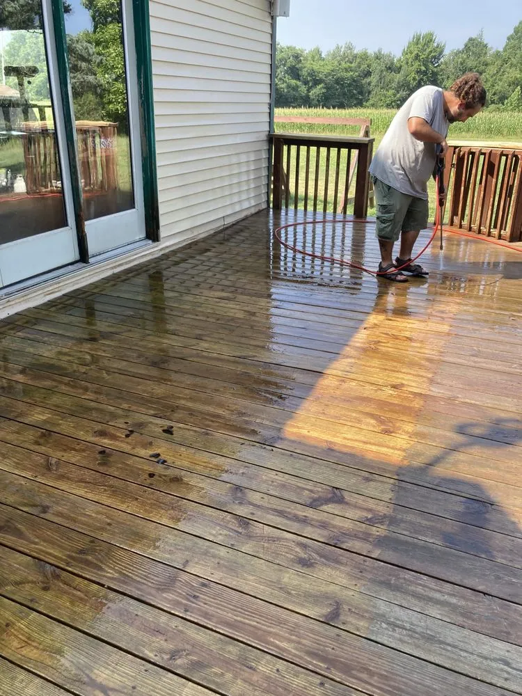 Top-rated yard cleanup service experts serving Cambridge Springs, PA - Power Team Cleaning And Home Services