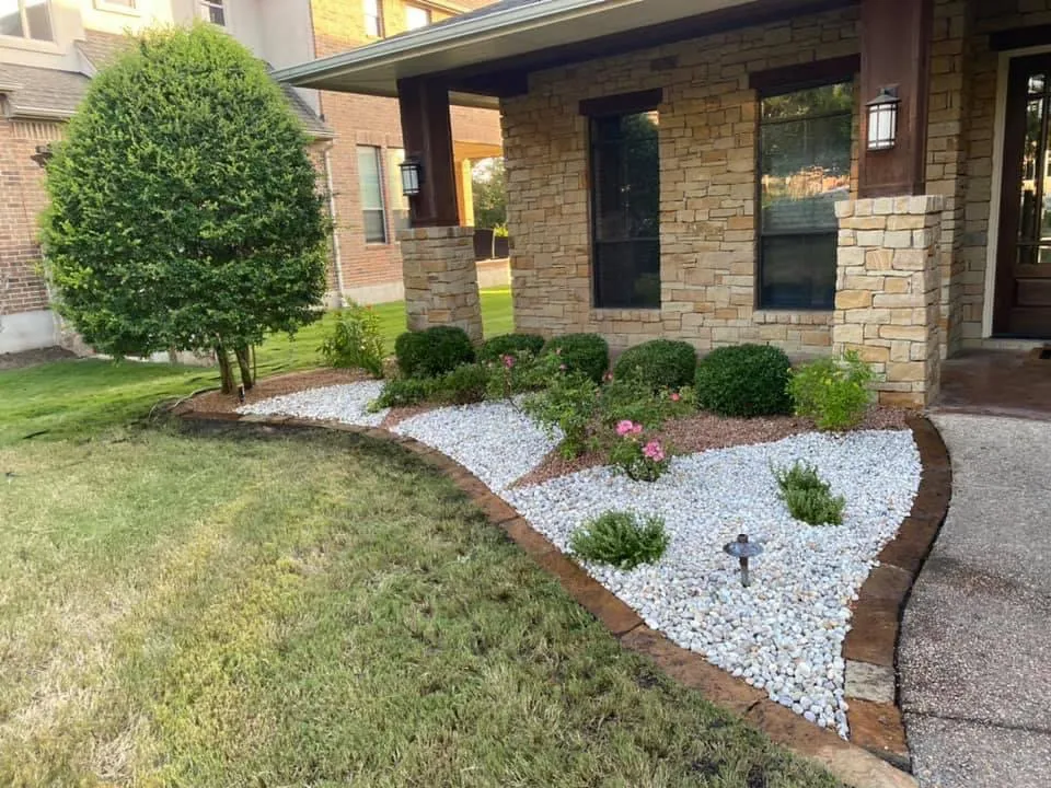 Local lawn care service near you in Austin, TX by Power tree services