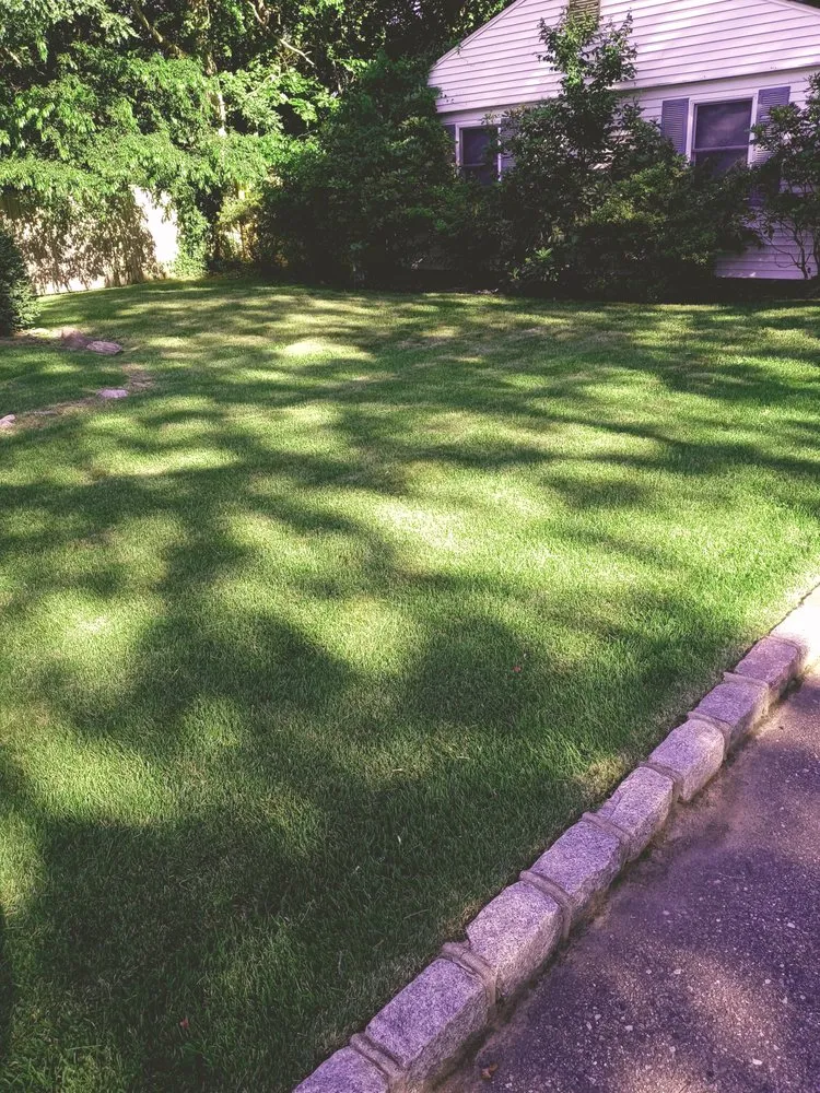 Professional lawn mowing service experts serving Ridge, NY - Powerbar Lawn Services