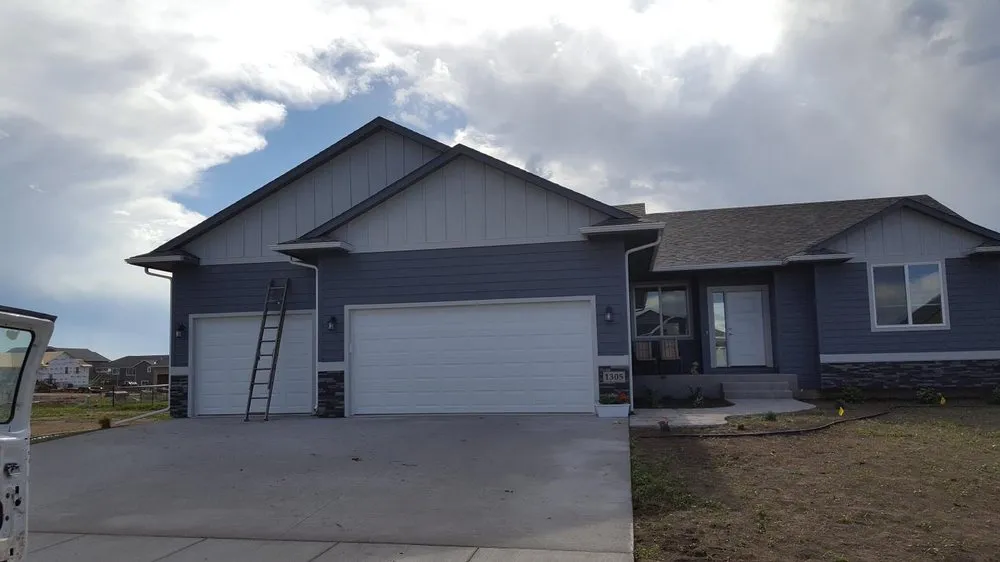 Reliable outdoor landscaping experts serving Sioux Falls, SD - Pozuelos Property Care