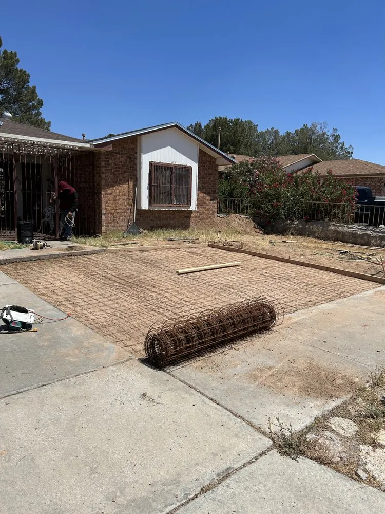 Professional garden landscaping in El Paso, TX by P&P Construction