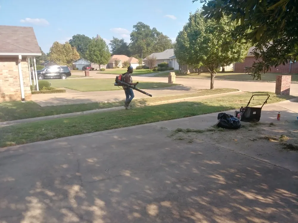 Reliable landscape design with custom design in Texarkana, TX by P&P Junk Busters