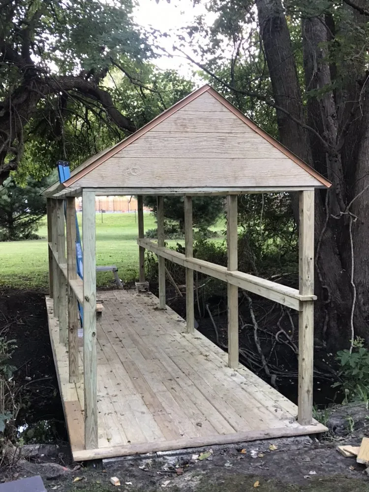 Trusted yard cleanup service for year-round maintenance in Temperance, MI by P&P Precision