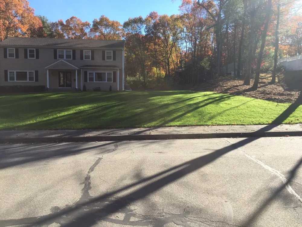 Reliable garden landscaping experts serving Easton, MA - PR Anderson Tree & Landscape