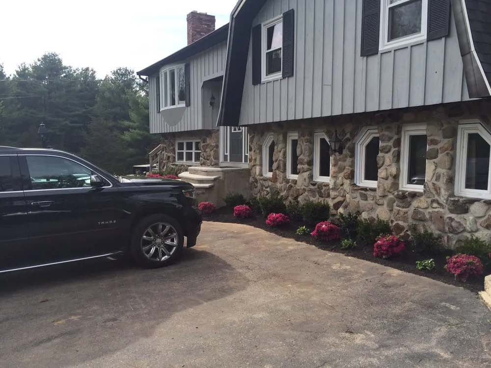 Custom landscape design experts serving Easton, MA - PR Anderson Tree & Landscape