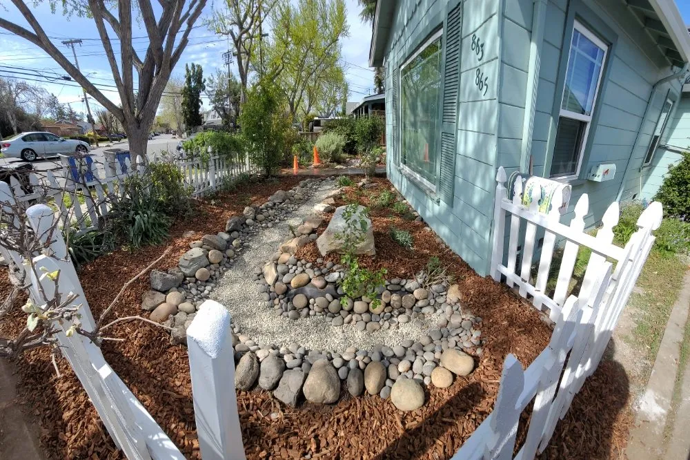 Reliable lawn mowing service in San Jose, CA by P&R Concrete