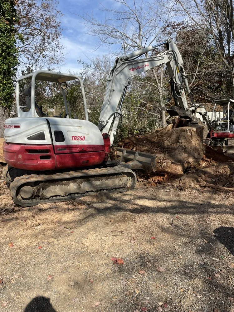 Custom landscaping services for beautiful yards across Mars Hill, NC - P&R Contracting