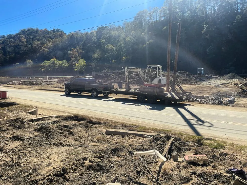 Trusted yard maintenance experts serving Mars Hill, NC - P&R Contracting