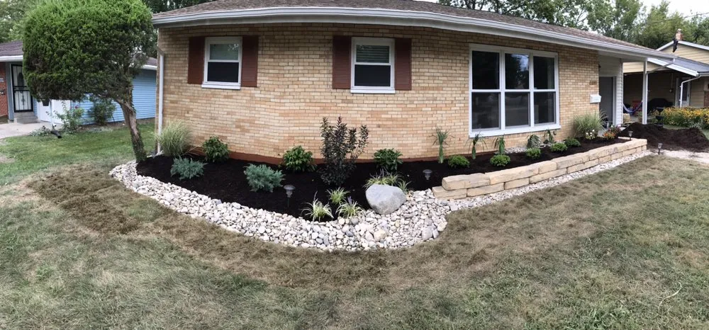 Reliable yard maintenance in Cleves, OH by PR Outdoor Services